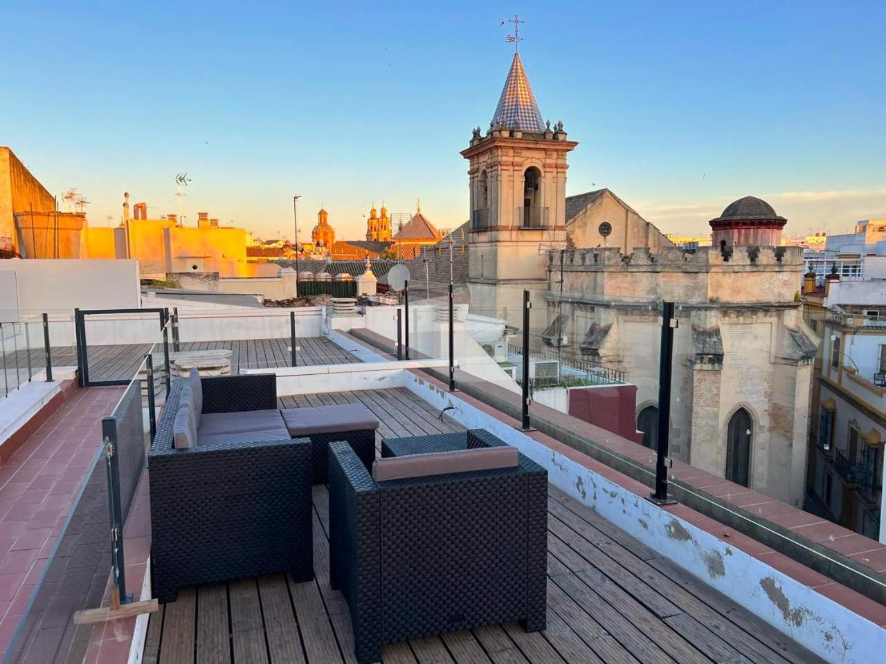 Stylish Designer Duplex-3Beds 2Baths-Puerta Carmona Centro Leilighet Sevilla Eksteriør bilde